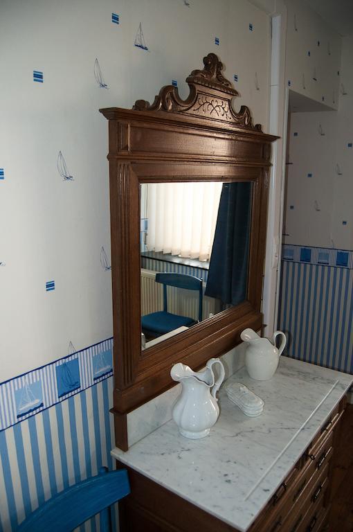 Chambres D'Hotes De La Quairelle Gerpinnes Rum bild